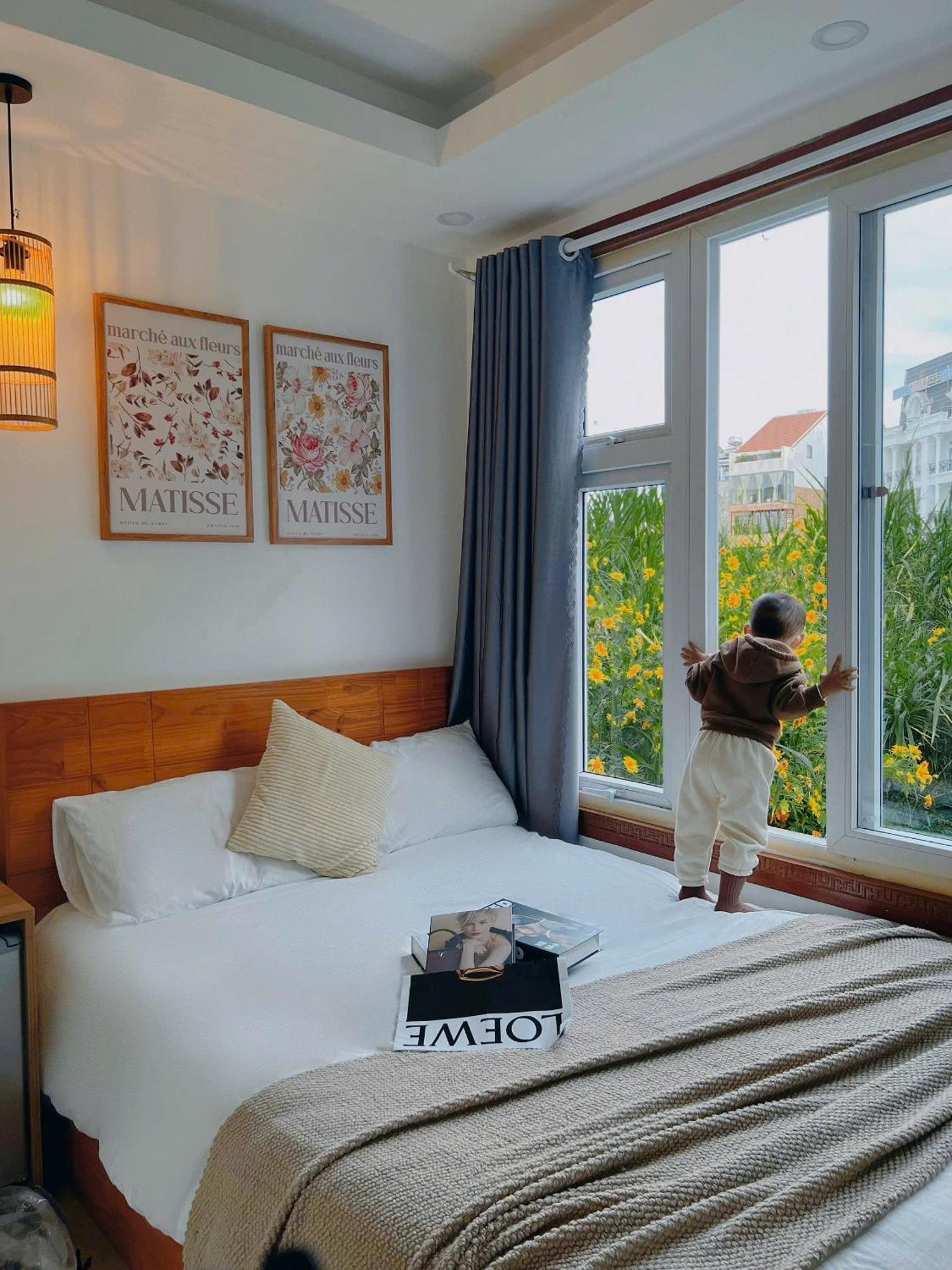 Hotel Phuong Trinh Dalat Bagian luar foto