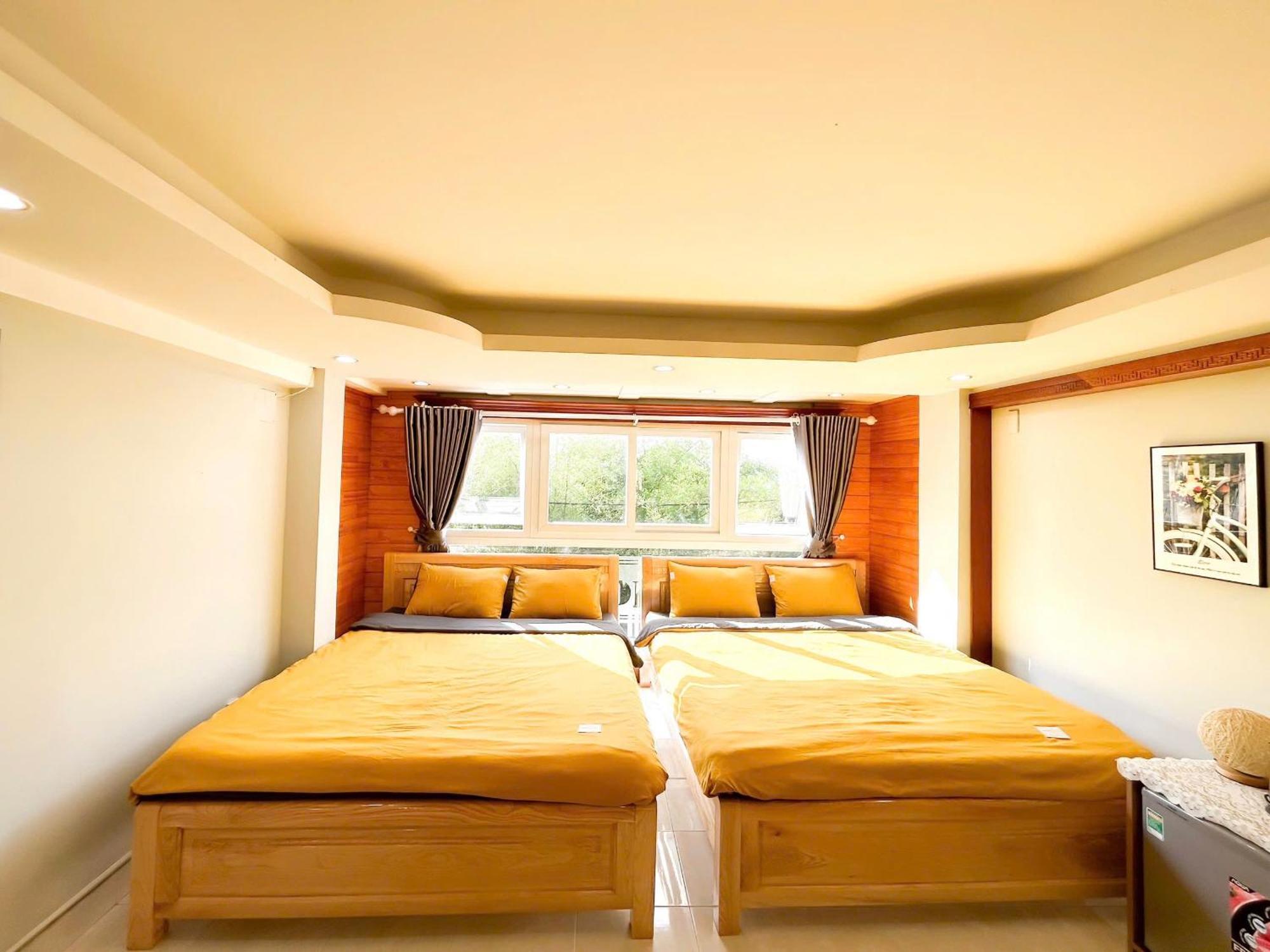 Hotel Phuong Trinh Dalat Bagian luar foto