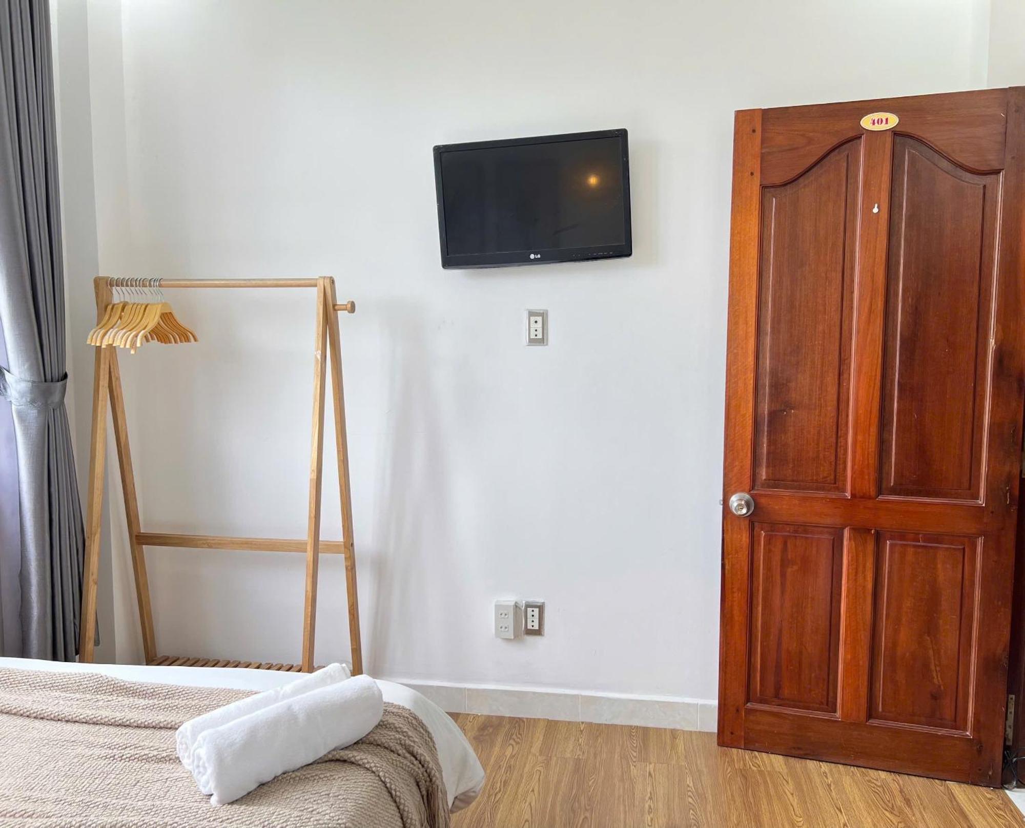 Hotel Phuong Trinh Dalat Bagian luar foto